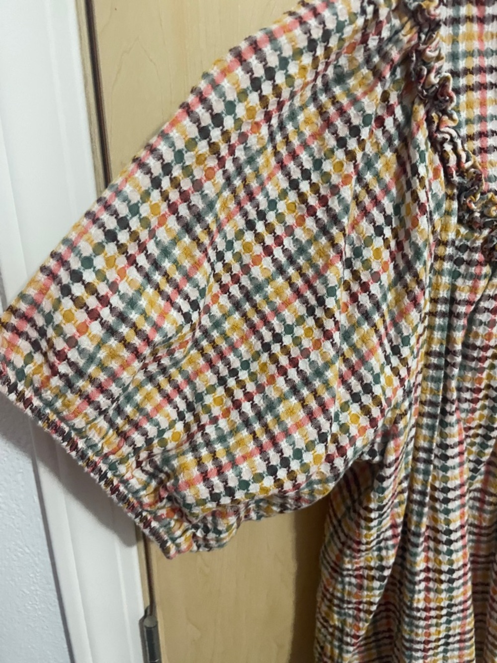 Old Navy Women’s Textured Plaid Ruffle-Trim Peasant Top XL - Picture 7 of 8